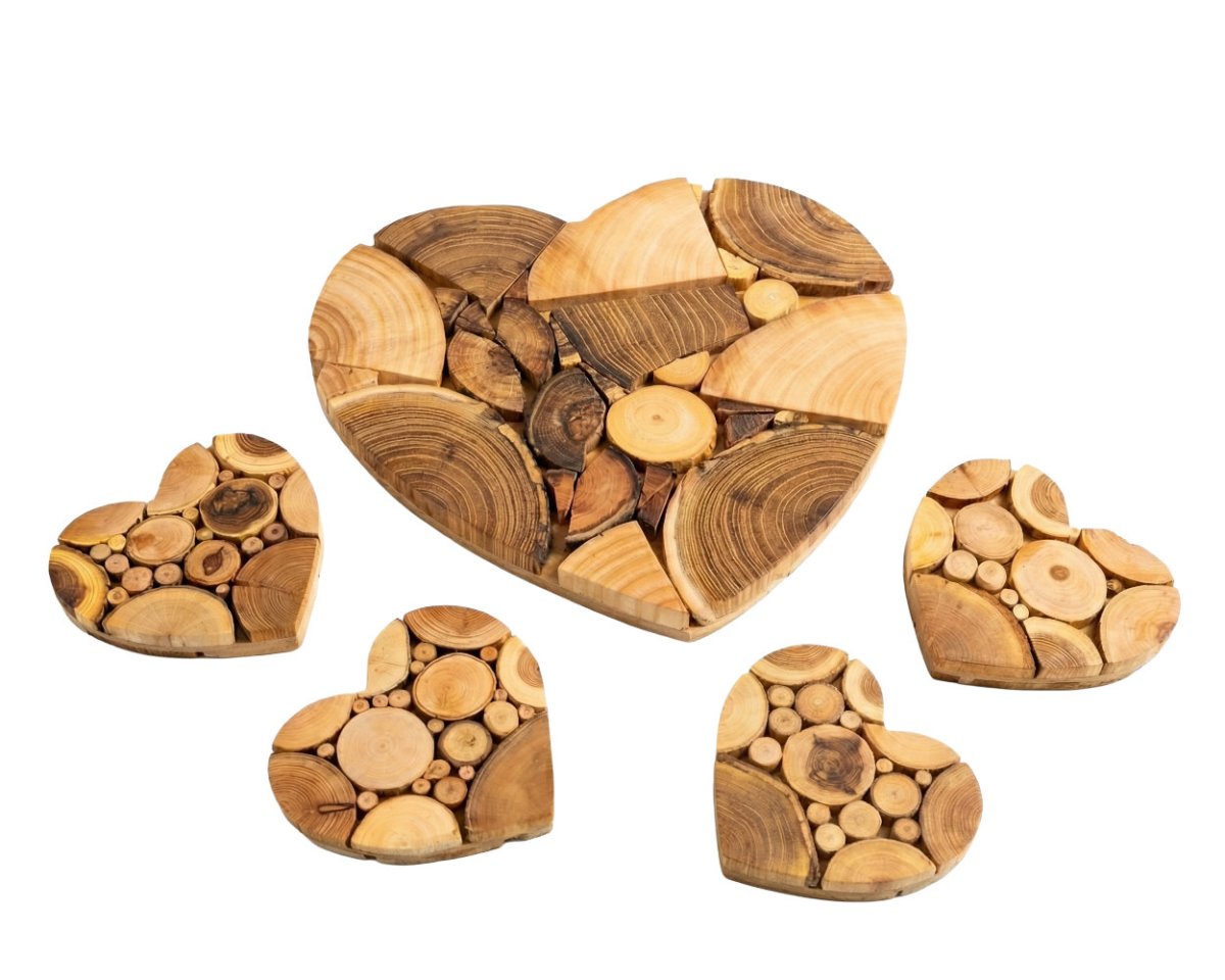 Dřevěná dekorativní srdce (set 5 ks) – Ruční výroba